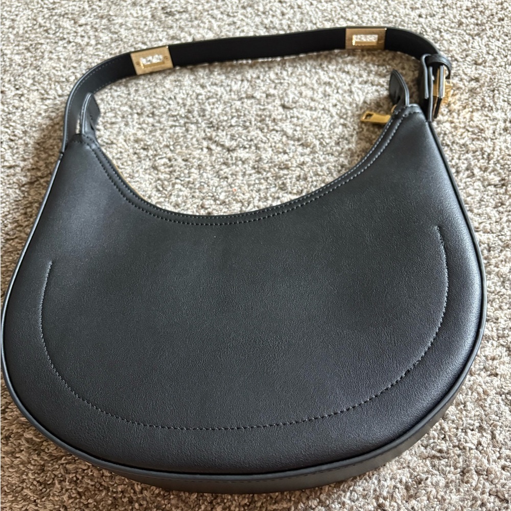 Shoulder purse